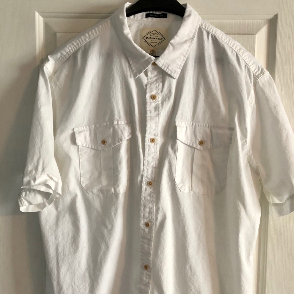 St. John’s Bay Short Sleeve Shirt